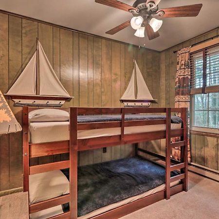 Poconos Home With Game Room Walk To Lake Harmony! Exterior photo